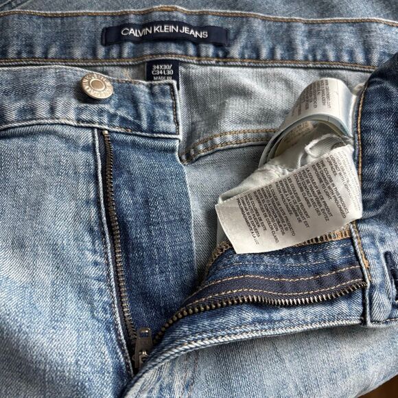 Calvin Klein Men's 34x30 Skinny Jeans Great Preworn Condition - Picture 3 of 12